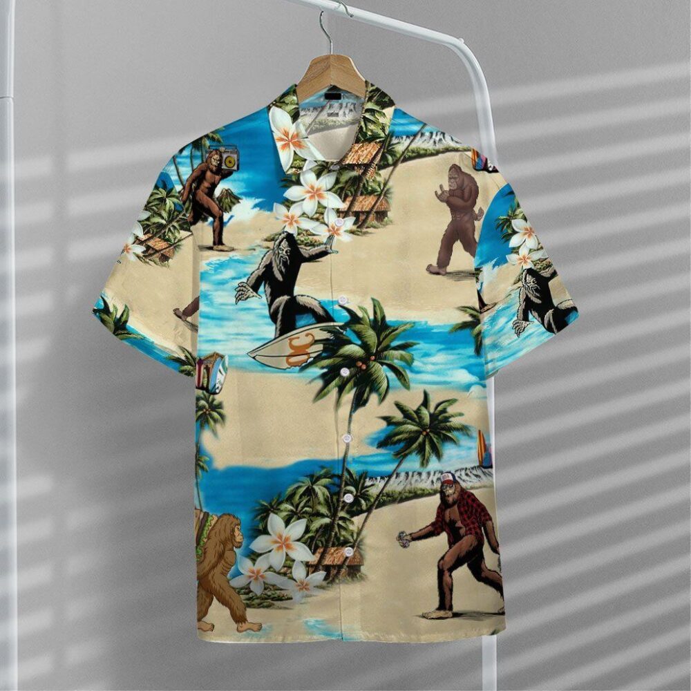 Bigfoot Vacation Custom Name Hawaii Shirt