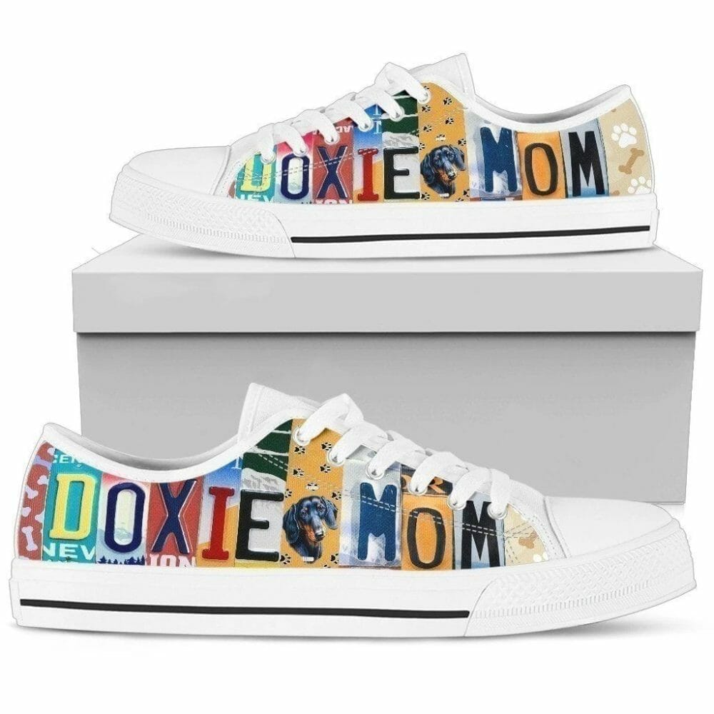 Doxie Mom Dachshund Dog Women Sneakers Style