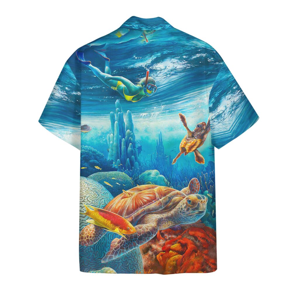 Freediving With Sea Turtles Custom Short Sleeve Shirt