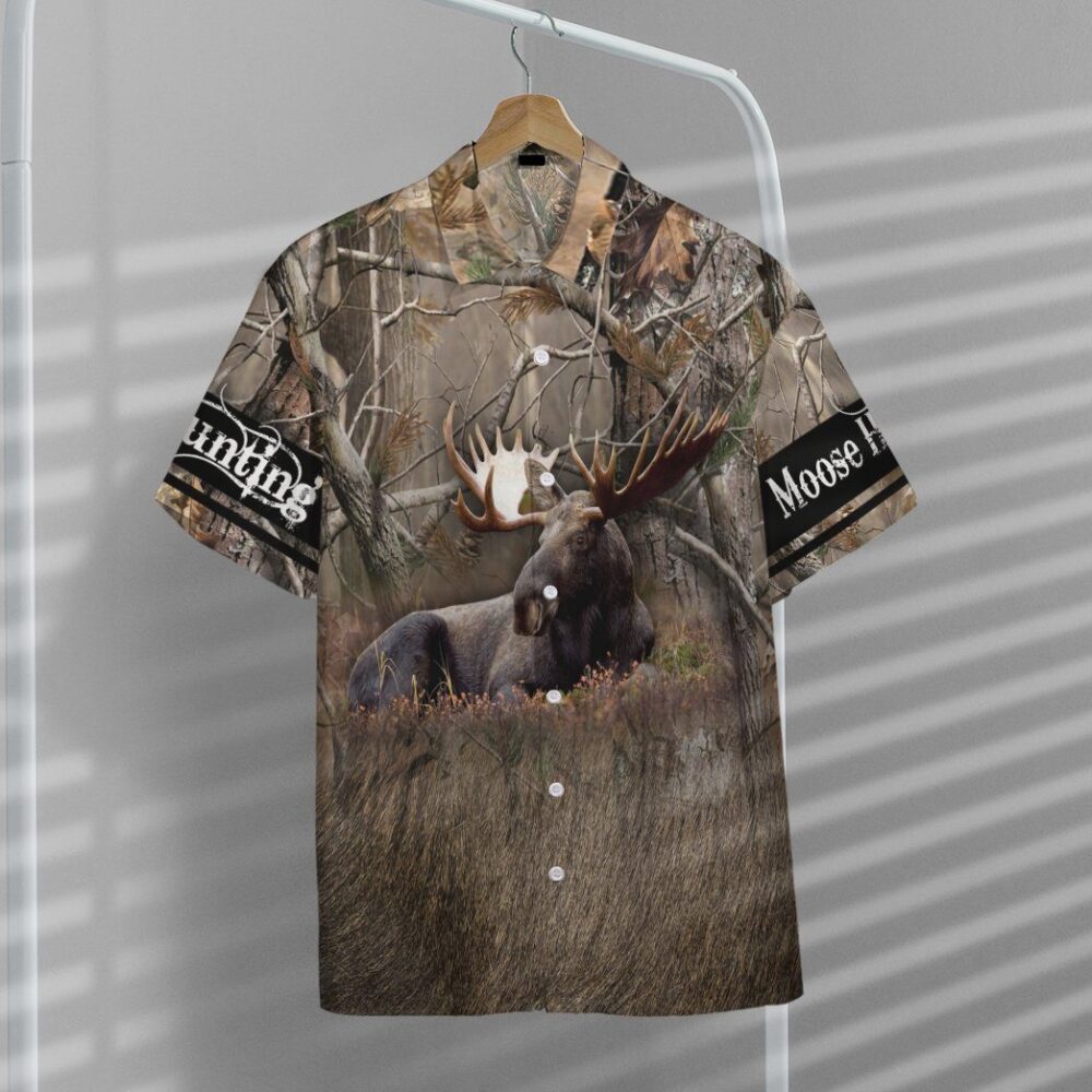 Moose Hunting Hawaii Custom Short Sleeve Shirt