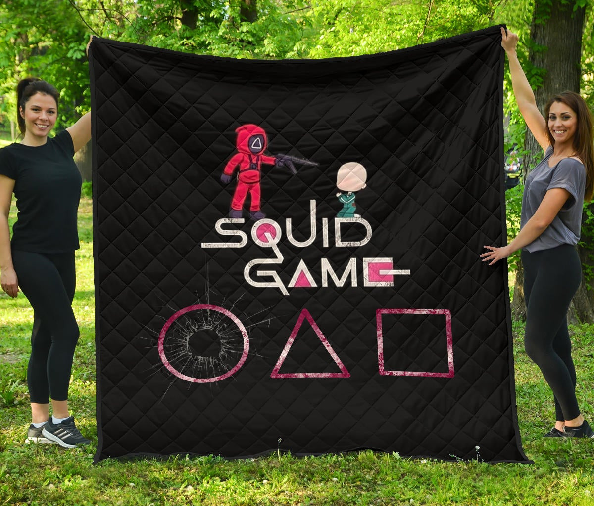 Squid Game Movie Premium Quilt – Chibi Squid Worker With Lost Player Quilt Blanket