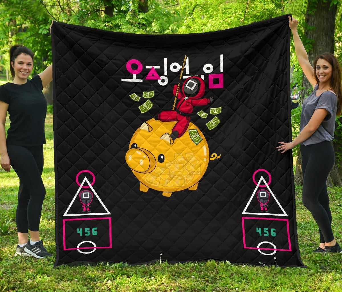 Squid Game Movie Premium Quilt – Squid Worker Swing Golden Pig Wrecking Ball Quilt Blanket