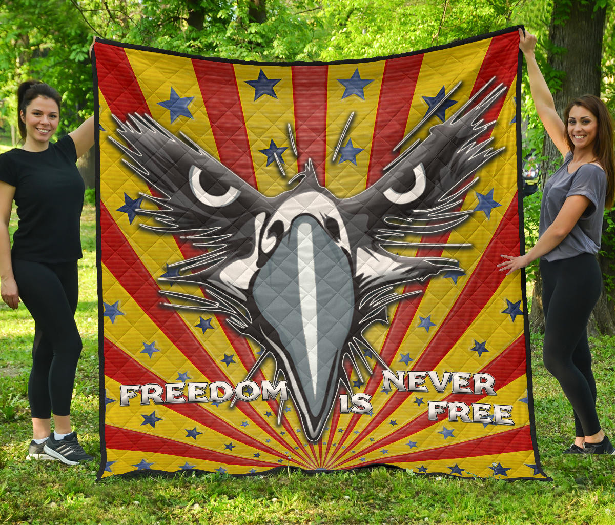 US Independence Day Eagle Minimal Face Freedom Is Never Free Premium Quilt Blanket